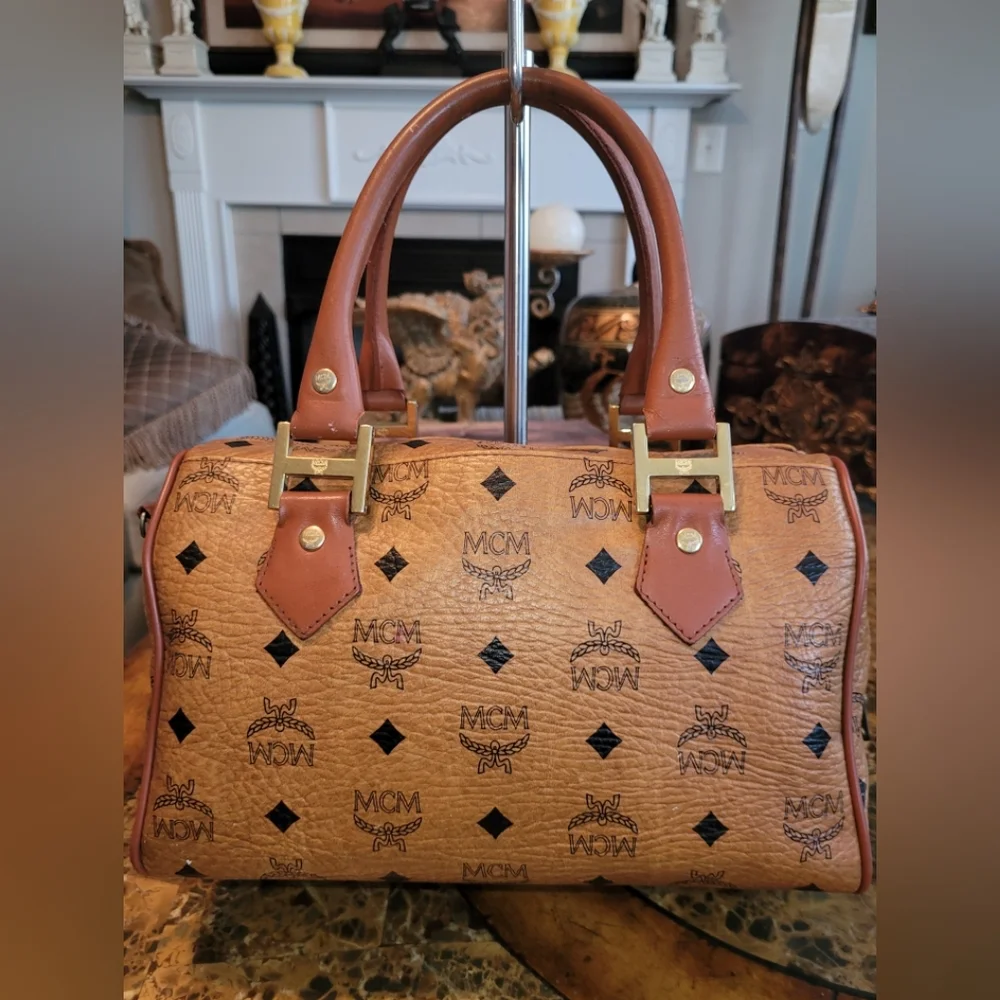 MCM Congac Boston Bag Leather Handbag With Crossbody9 - Picture 2 of 13